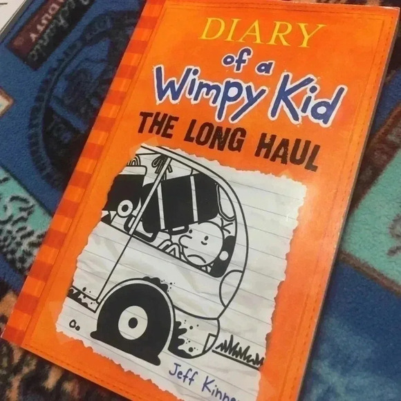 diary of a wimpy kid - Picture 1 of 3